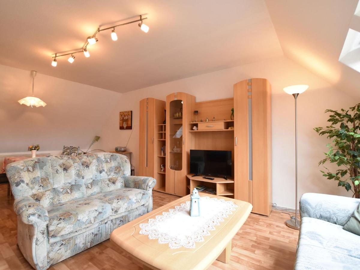 Attractive Apartment In Kluetz Near The Sea Klutz Exterior foto